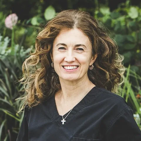 Sorina, Dental Hygienist